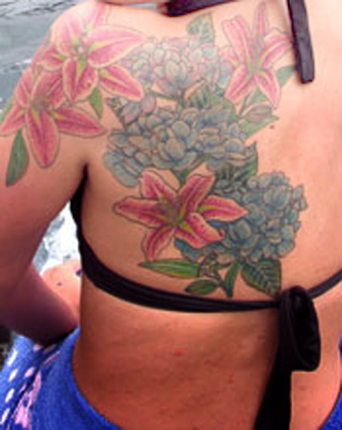 Red hawaiian flower tattoo designs for girls hawaii flower tattoo